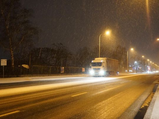 Uwaga kierowcy! Na drogach lód i śnieg