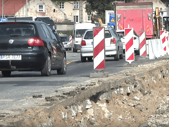 Uwaga kierowcy! „Wahadło” na Łódzkiej WIDEO