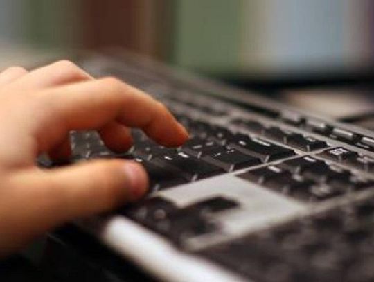 Uwaga na internetowych oszustów
