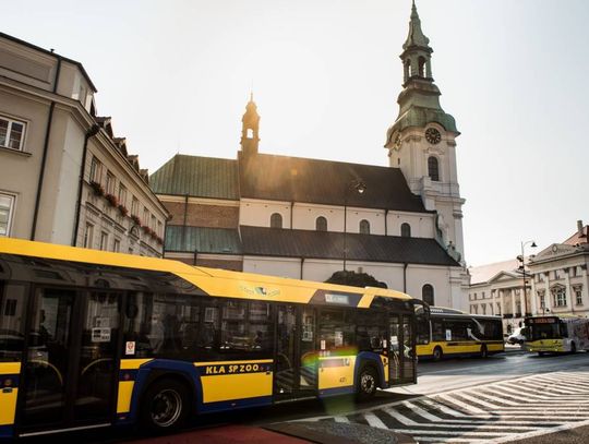 W autobusach bez maseczek. Pasażerowie skarżą się na kierowców, którzy zwracają im uwagę