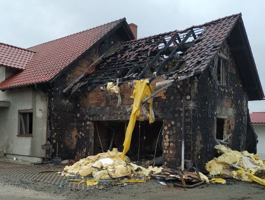 W kilka minut stracili dach nad głową. ZBIÓRKA PO POŻARZE