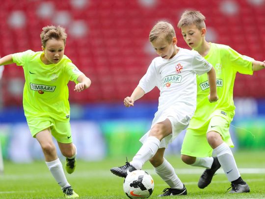 W poszukiwaniu piłkarskich talentów. „Z Podwórka na Stadion o Puchar Tymbarku” po raz 19.