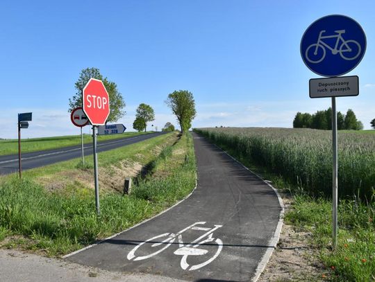 W powiecie kaliskim powstają kolejne ścieżki rowerowe ZDJĘCIA