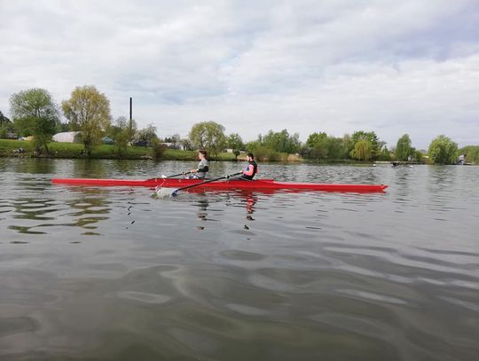 Wioślarze i kajakarze KTW wznowili treningi na wodzie