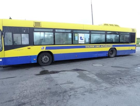 Wjechał w autobus KLA