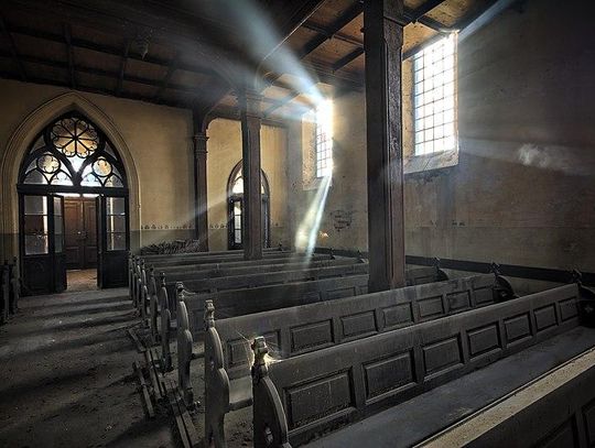 Wnętrze kościoła ewangelickiego w Stawiszynie zwycięzcą w największym konkursie fotograficznym w Polsce ZDJĘCIA