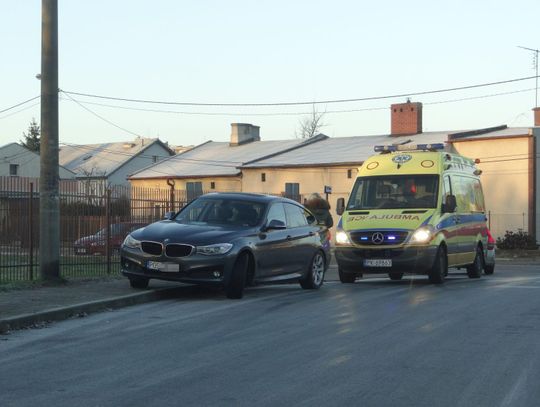 Wypadek na Ogrodach. Dwie nastolatki potrącone na pasach ZDJĘCIA