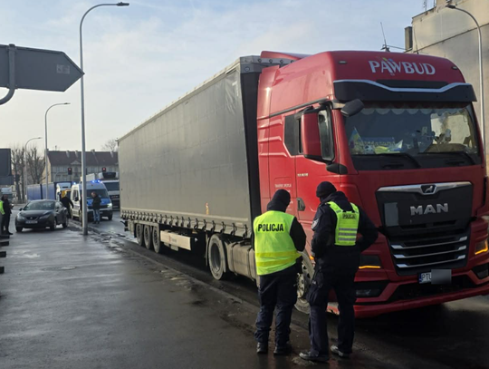 Wypadkowy piątek. Młoda kobieta w szpitalu