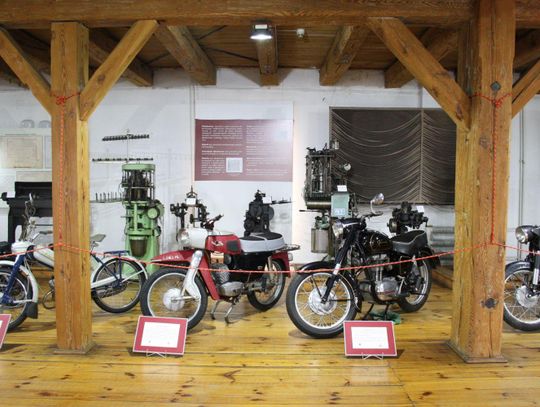 Wystawa motocykli w Muzeum Historii Przemysłu w Opatówku ZDJĘCIA