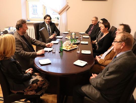 Z kulturą w nowy rok