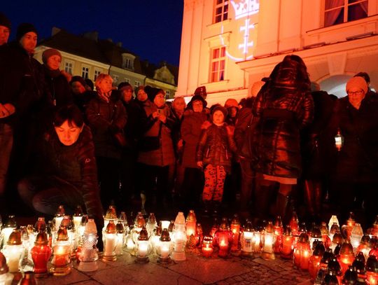 Z potrzeby serca. Kaliszanie solidarni z Gdańskiem WIDEO i ZDJĘCIA