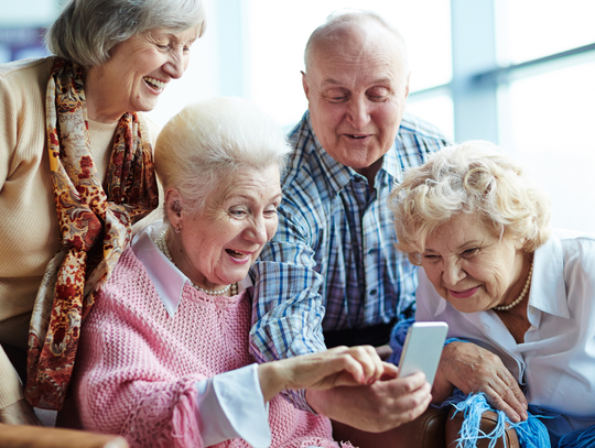 Z tym dokumentem seniorzy zapłacą mniej. Wystarczy go mieć Z tym dokumentem seniorzy zapłacą mniej. Wystarczy go mieć