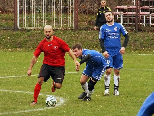 Zacięte derby dla Prosny FOTO