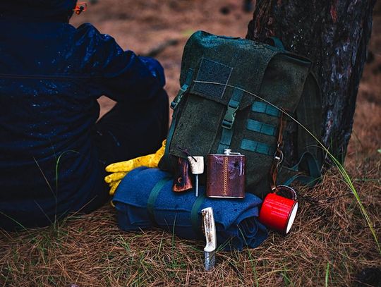 Zanocuj w kaliskich lasach! Gratka dla miłośników bushcraftu i surwiwalu