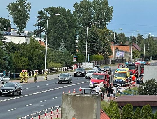 Zapomniał o zachowaniu bezpiecznej odległości. Jedna osoba w szpitalu