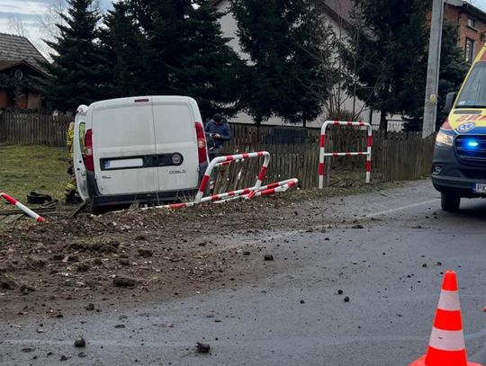 Młody kierowca zasnął za kierownicą. Policja nałożyła zaskakujący mandat