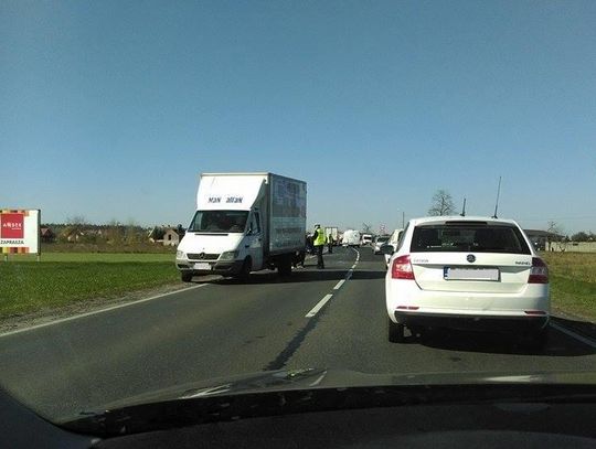 Zderzenie 3 aut na trasie Kalisz – Ostrów ZDJĘCIA