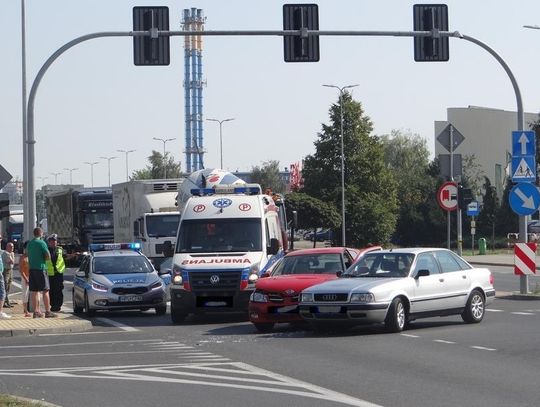 Zderzenie dwóch pojazdów na al. Wojska Polskiego