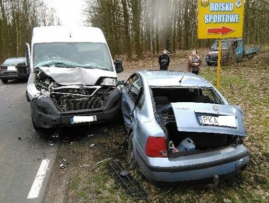 Zderzenie trzech samochodów w Skarszewie ZDJĘCIA