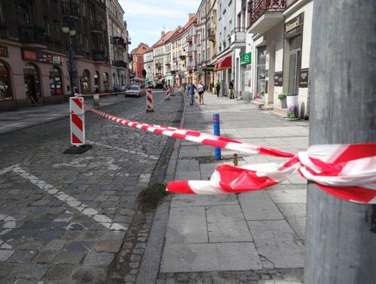 Żegnajcie samochody. Śródmiejska i Złota deptakami WIDEO