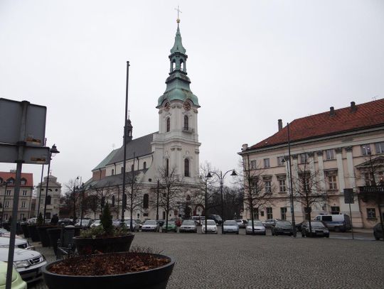 Zieleń na placu św. Józefa, czyli jak zepsuć obywatelski pomysł