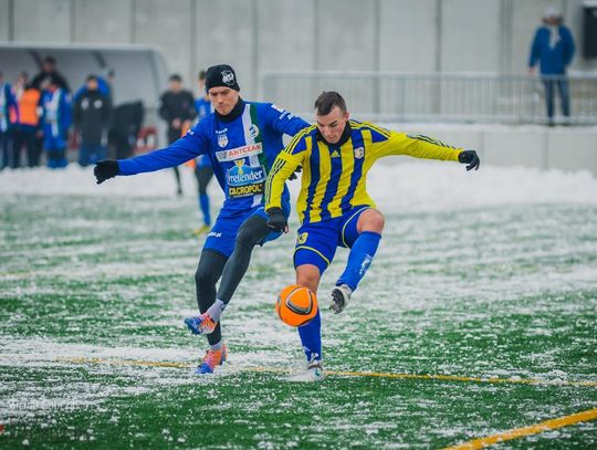 Zimowy sparing. KKS gładko ograł Stal Brzeg (ZDJĘCIA i WIDEO)