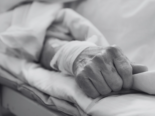 Zmarła, wołając męża... Dramat w wielkopolskim szpitalu
