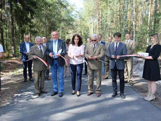 Zrzutka na przebudowę. Dzięki współpracy wyremontowano ponad 3,6 kilometra drogi