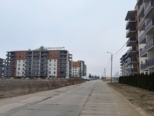 „Żyjemy jak na budowie”. Osiedle nowoczesne, dróg brak