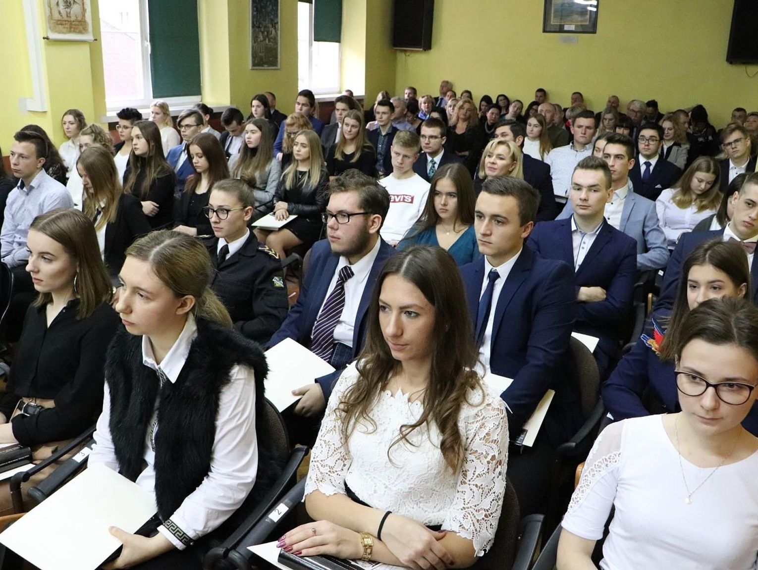 Stypendia Prezesa Rady Ministrów 2016 Lista Stypendia Prezesa Rady Ministrów dla najzdolniejszych uczniów ZDJĘCIA