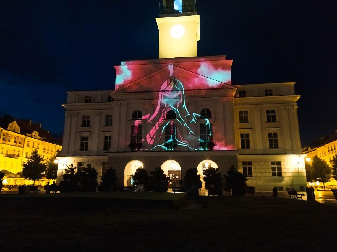 101. rocznica Bitwy Warszawskiej: na kaliskim ratuszu pojawią się wyjątkowe iluminacje