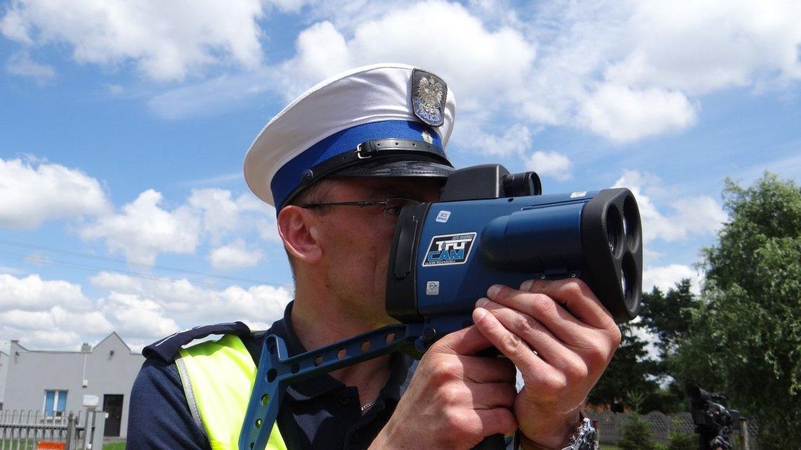 130 km/h w terenie zabudowanym. Kierująca straciła prawo jazdy