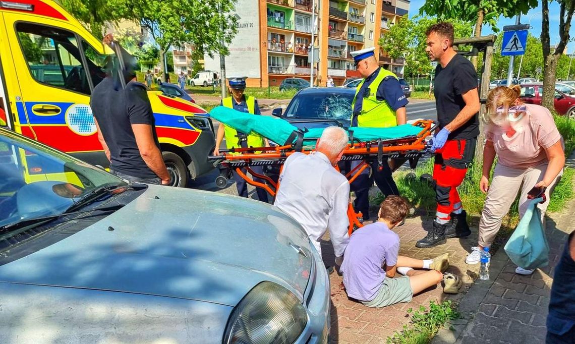 14-latek wjechał e-hulajnogą na pasy. Potrąciło go BMW