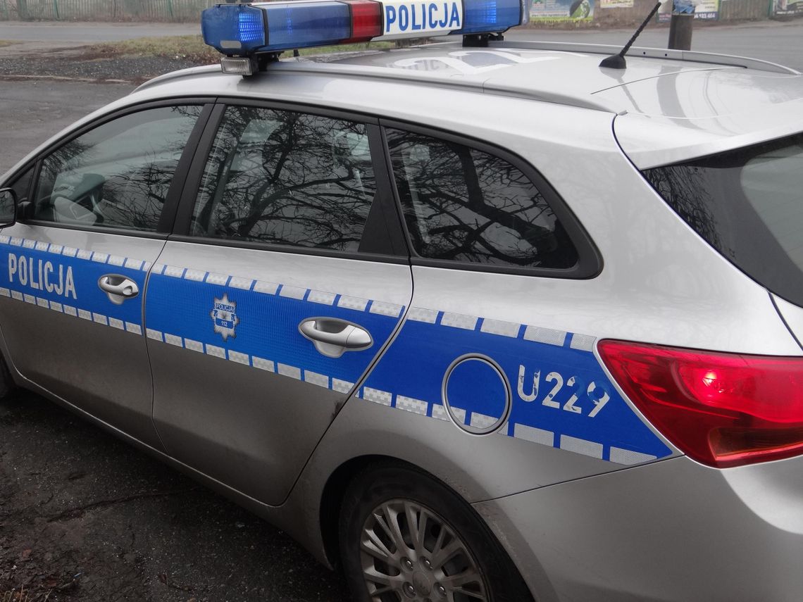 16-latek na motorowerze uciekał przed policją