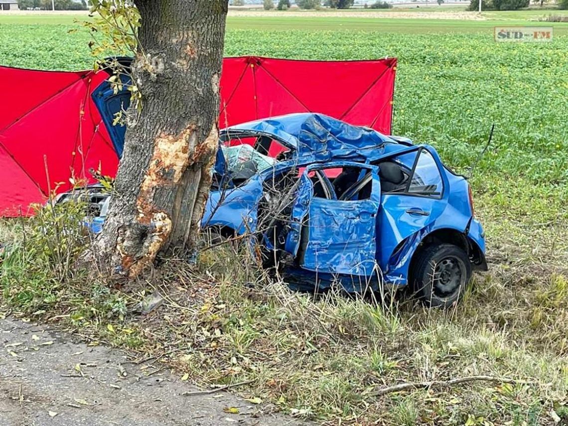 22-latek zginął w wypadku. Nieoficjalnie: jechał na ślub siostry