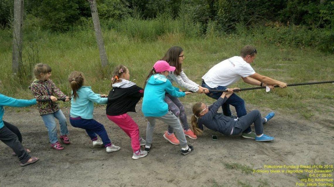 Amerykanie uczą dzieci z Kalisza języka angielskiego