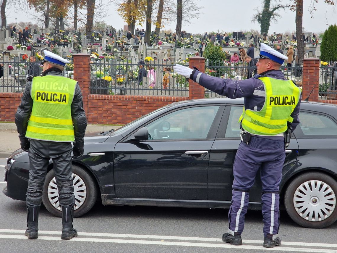 Ani jednego wypadku, ale sporo kolizji i nietrzeźwych. Wszystkich Świętych na drogach miasta i powiatu