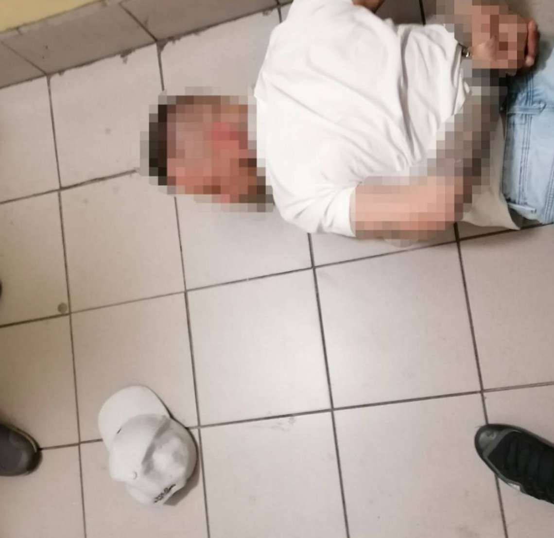 Atak na policjantów. Pijany agresor obezwładniony