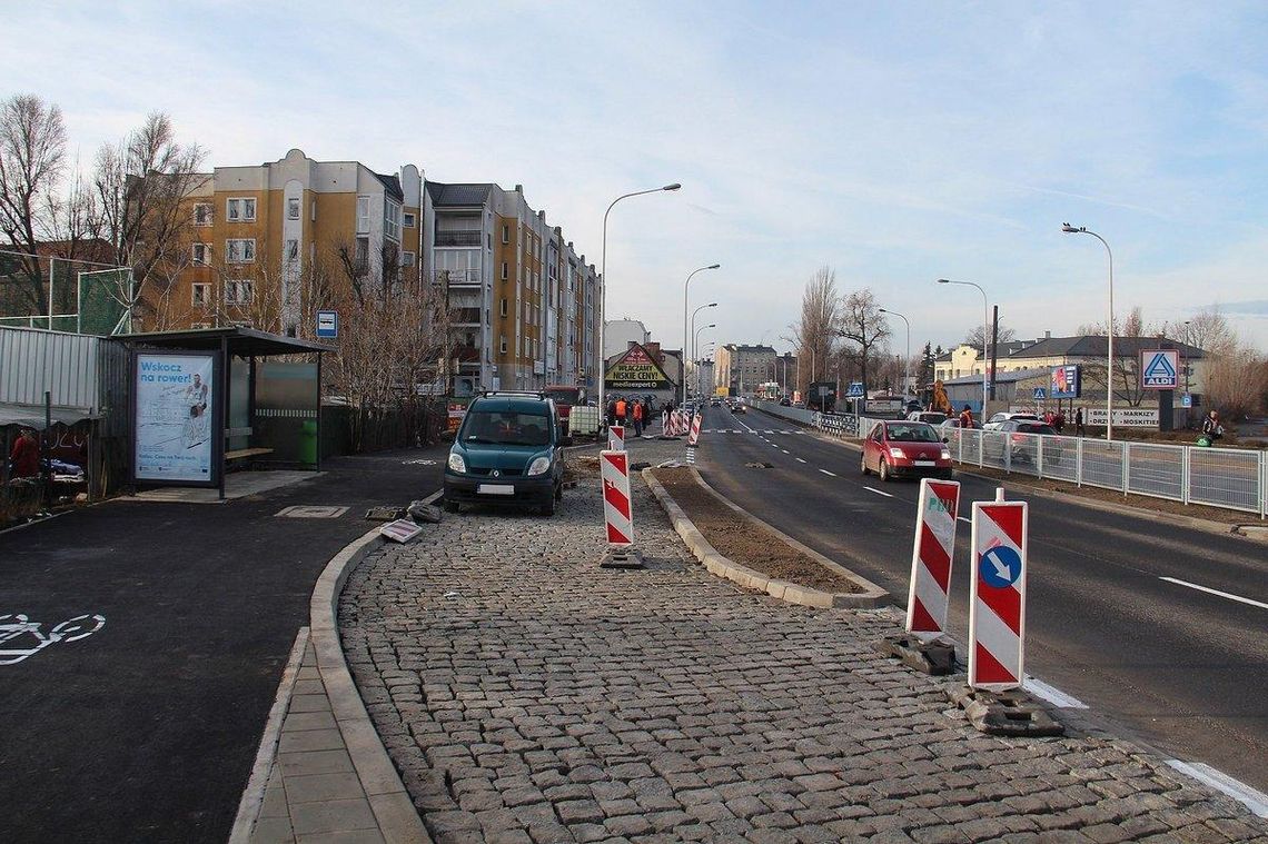 Autobusowe zmiany na Wojska Polskiego