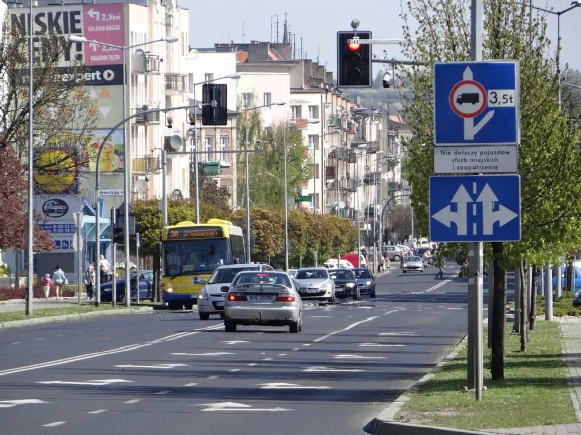 Autobusy KLA wciąż kursują na ul. Hanki Sawickiej