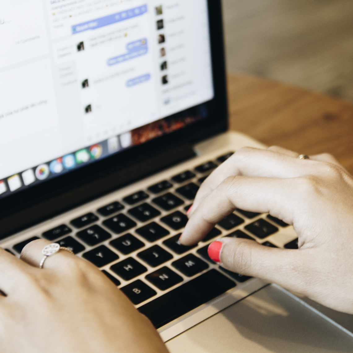 Awaria Facebooka. Problemy zgłaszają użytkownicy z całego świata Awaria Facebooka. Problemy zgłaszają użytkownicy z całego świata