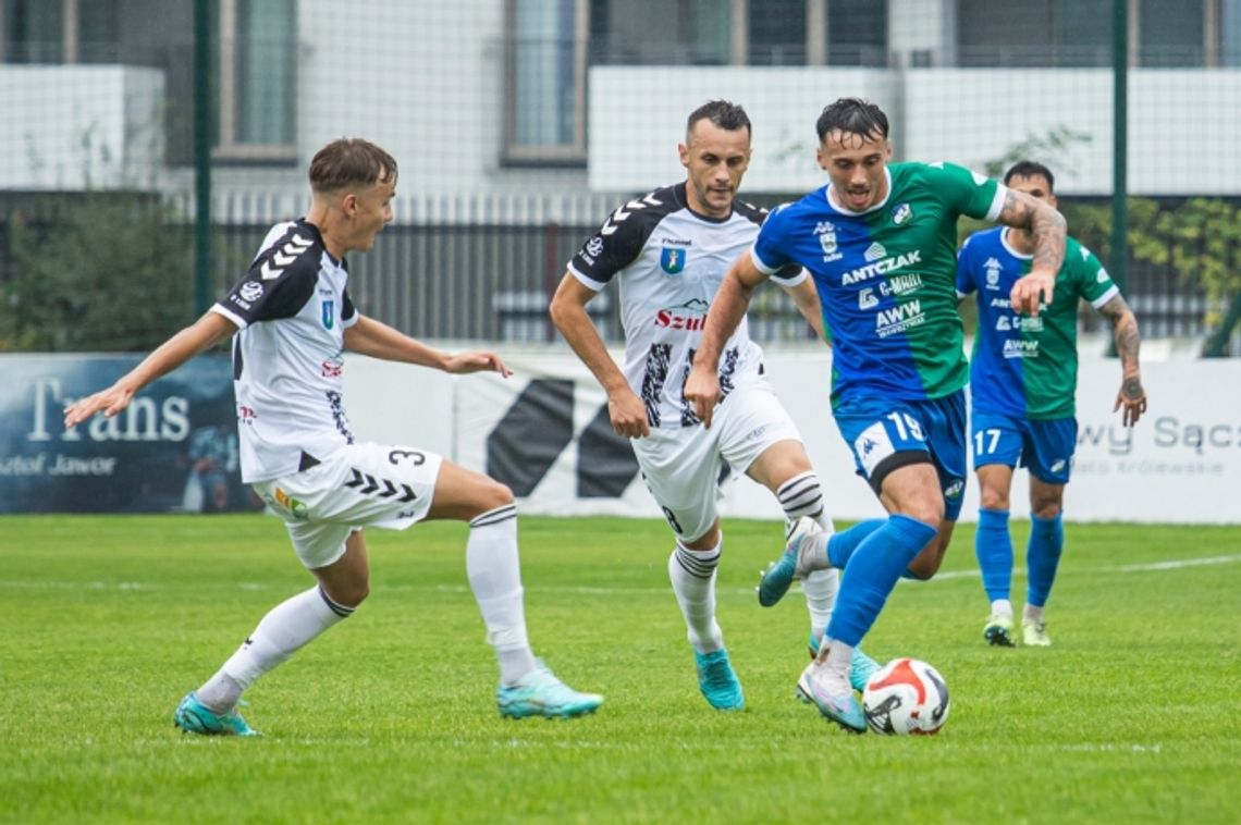 Bezbłędny lider. KKS ograł Sandecję i nadal prowadzi w 2. lidze