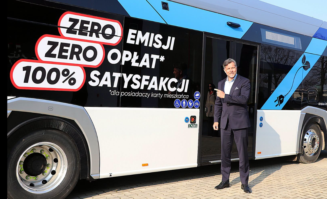 Bezpłatne przejazdy KLA zostają na dłużej. Radni podjęli decyzję Bezpłatne przejazdy KLA zostają na dłużej. Radni podjęli decyzję