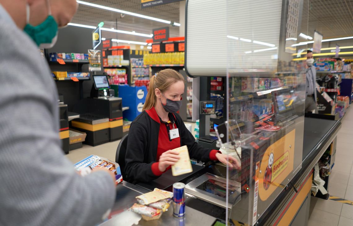 Biedronka i Lidl wydłużają godziny otwarcia sklepów