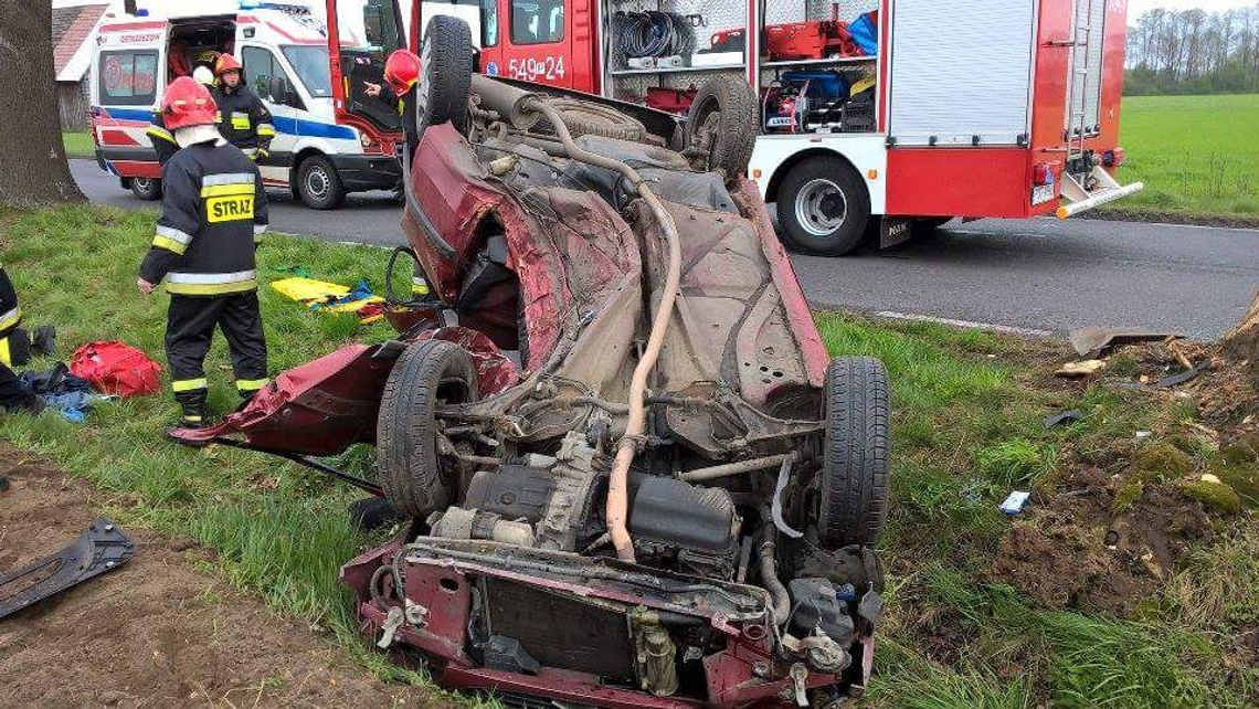 Brak doświadczenia, wyobraźni i brawura za kierownicą. Młodzi kierowcy na wielkopolskich drogach