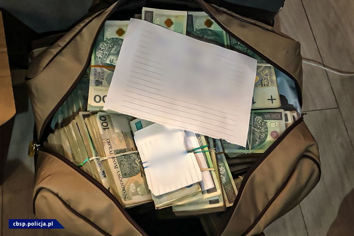 Brutalne porwanie dla DUŻYCH pieniędzy. Biznesmen katowany w lesie Brutalne porwanie dla DUŻYCH pieniędzy. Biznesmen katowany w lesie