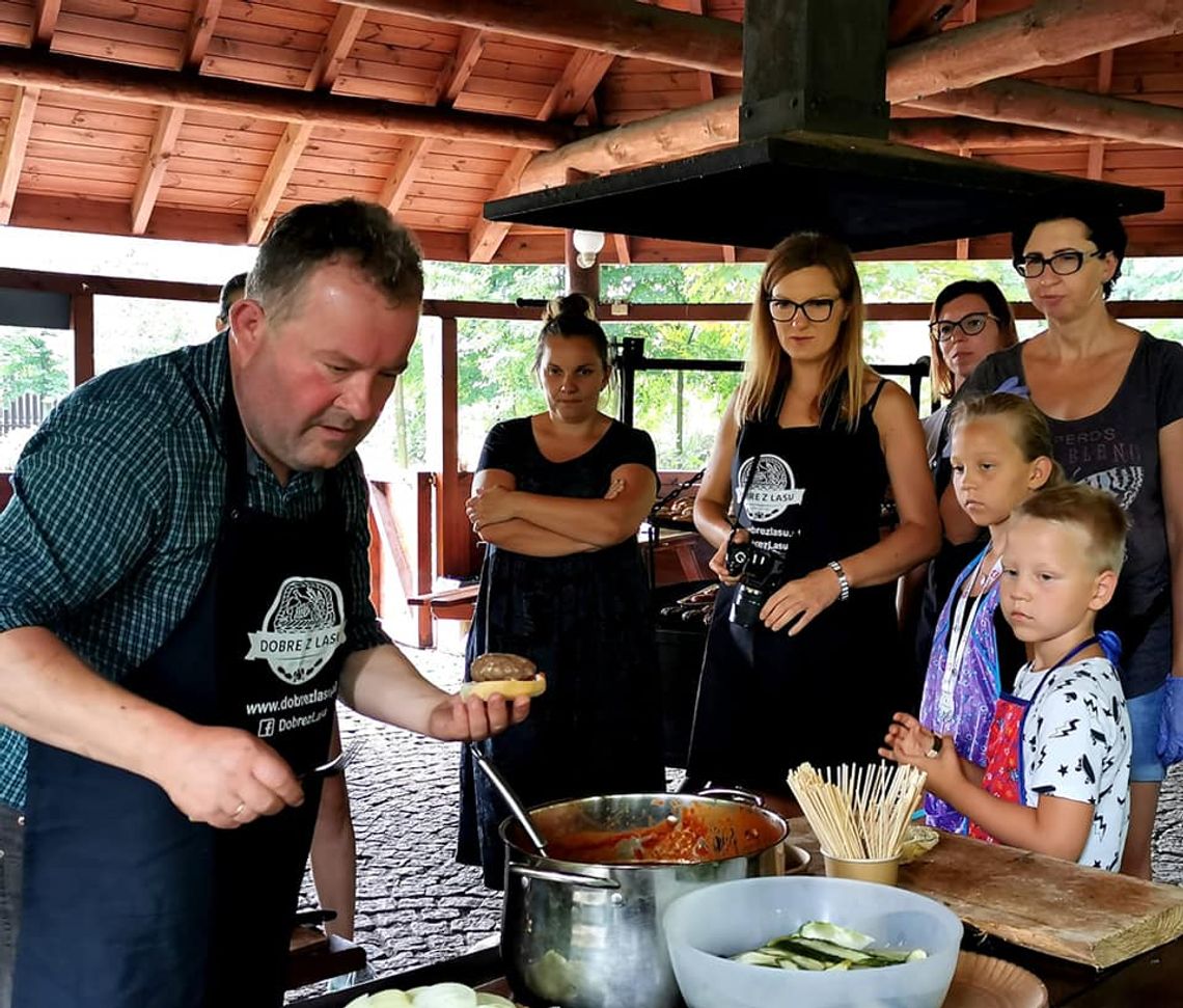 Burgery z jelenia, czy curry z sarny, czyli ,,Kuchnia na dziko’’ z Nadleśnictwem Kalisz ZDJĘCIA