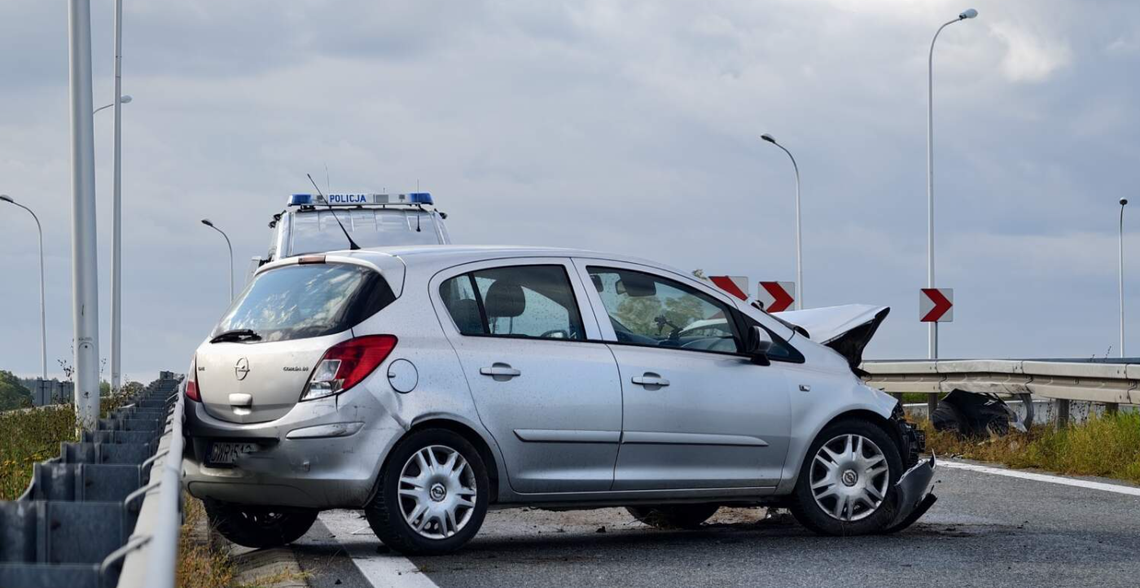 Chciał uniknąć zderzenia? Poranny wypadek na trasie Kalisz-Ostrów