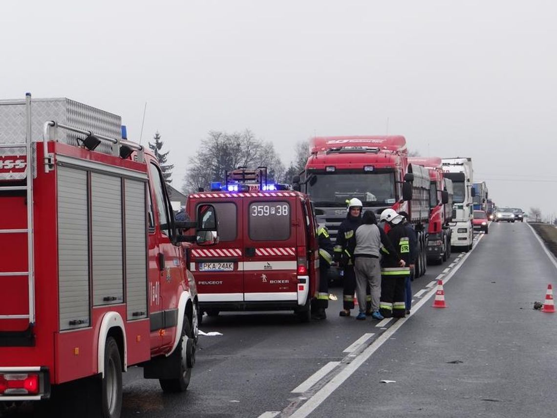 Czołowe zderzenie we Florentynie ZDJĘCIA