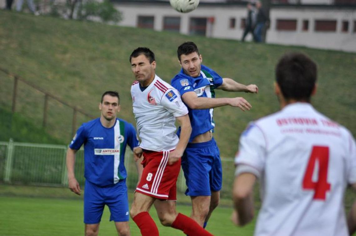 Derby w półfinale